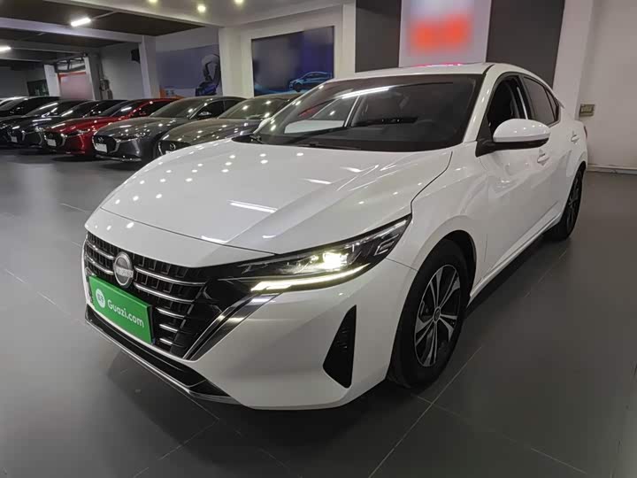 Фото 2 - Nissan Sylphy