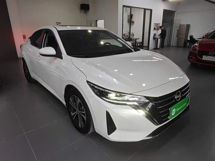 Фото 4 - Nissan Sylphy