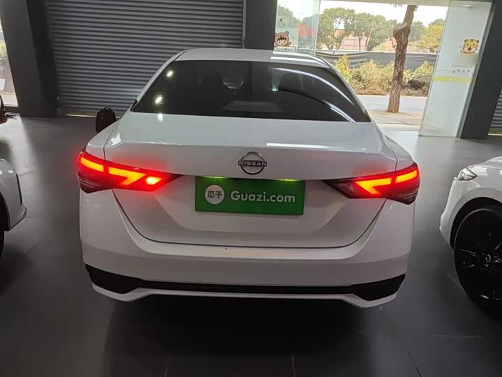 Фото 6 - Nissan Sylphy