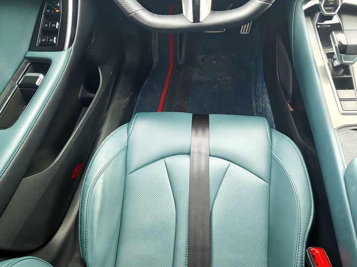 Фото 9 - MG Motor 7