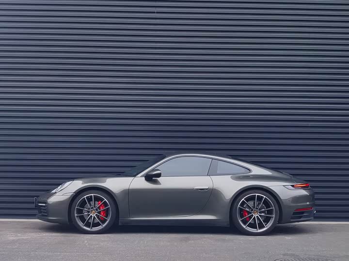 Фото 2 - Porsche 911