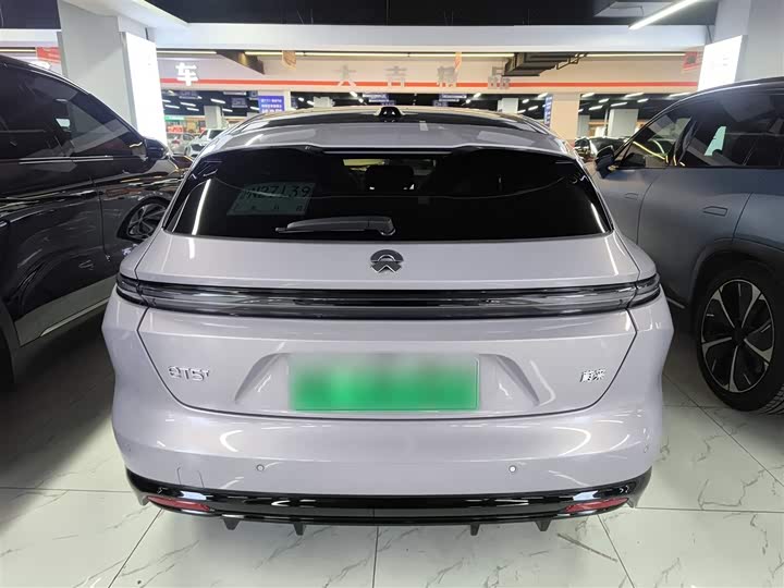 Фото 6 - Nio ET5T