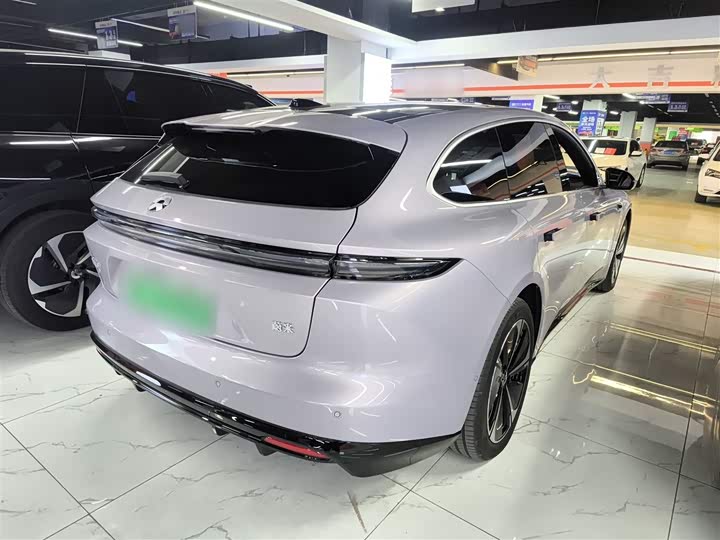 Фото 7 - Nio ET5T