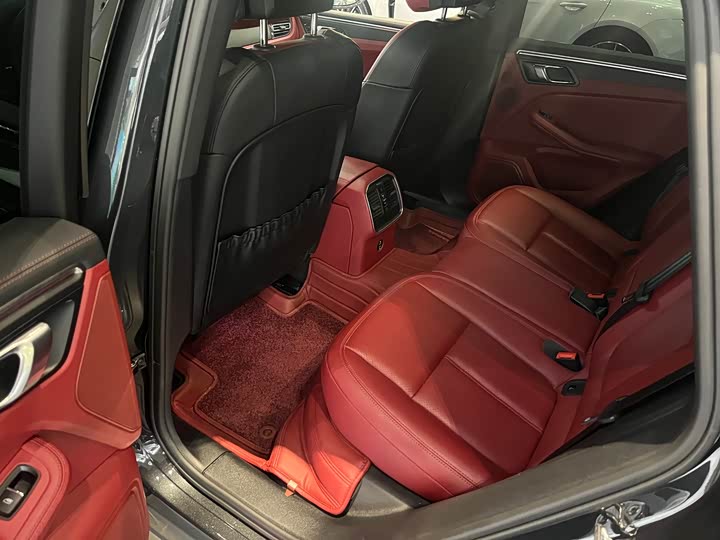 Фото 6 - Porsche Macan