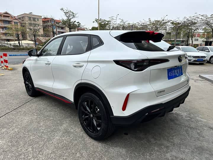 Фото 4 - Changan X5 Plus