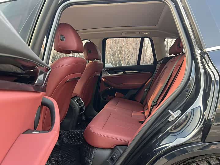 Фото 5 - BMW iX3