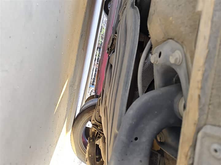 Фото 6 - Volkswagen Tharu