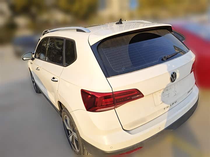 Фото 9 - Volkswagen Tharu