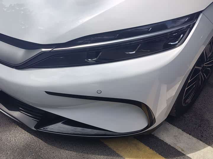 Фото 3 - BYD Han