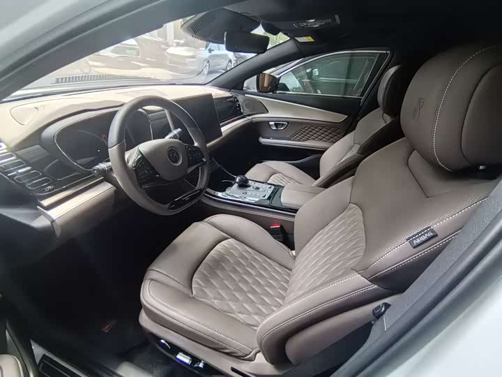 Фото 6 - BYD Han