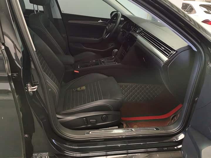 Фото 8 - Volkswagen Magotan