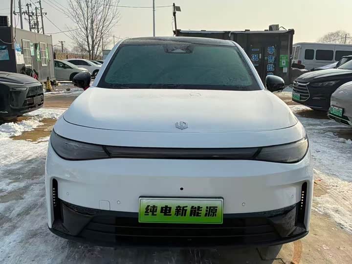 Фото 2 - Leapmotor C10