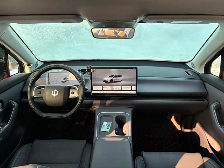 Фото 6 - Leapmotor C10