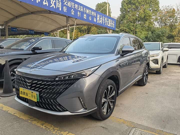 Фото 1 - Roewe RX5 Hybrid