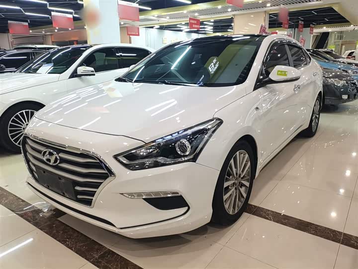 Фото 2 - Hyundai Mistra