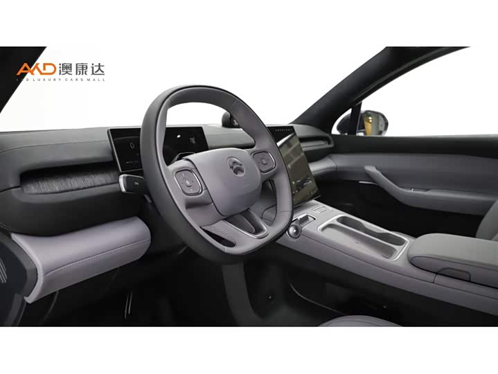 Фото 6 - Nio EC6