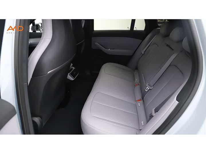 Фото 7 - Nio EC6