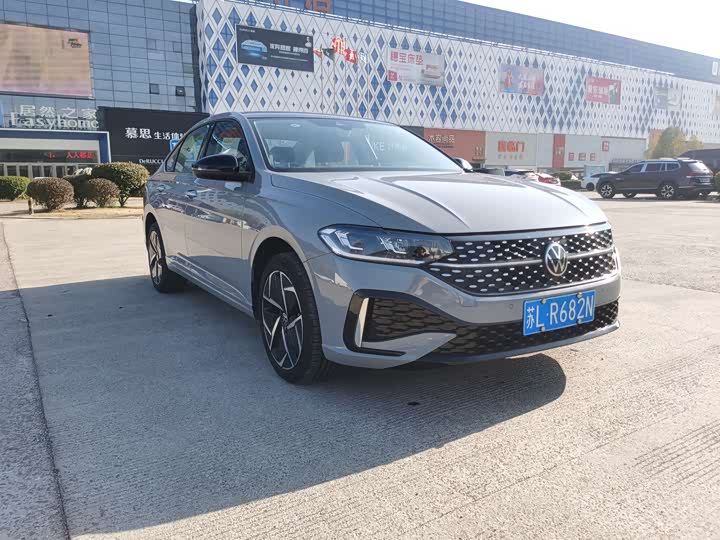 Фото 7 - Volkswagen Lavida