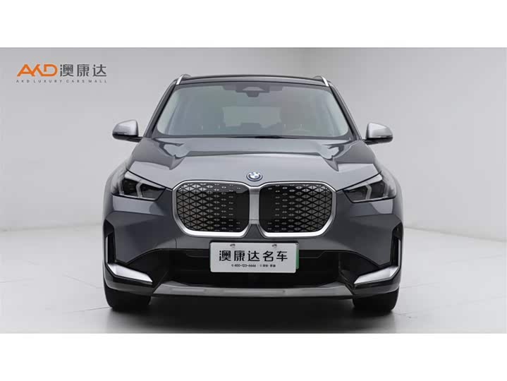 Фото 2 - BMW iX1