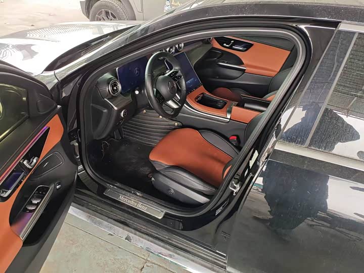 Фото 4 - Mercedes-Benz C-Class