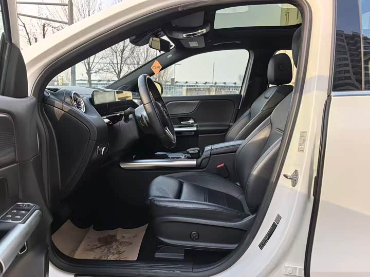 Фото 5 - Mercedes-Benz EQA