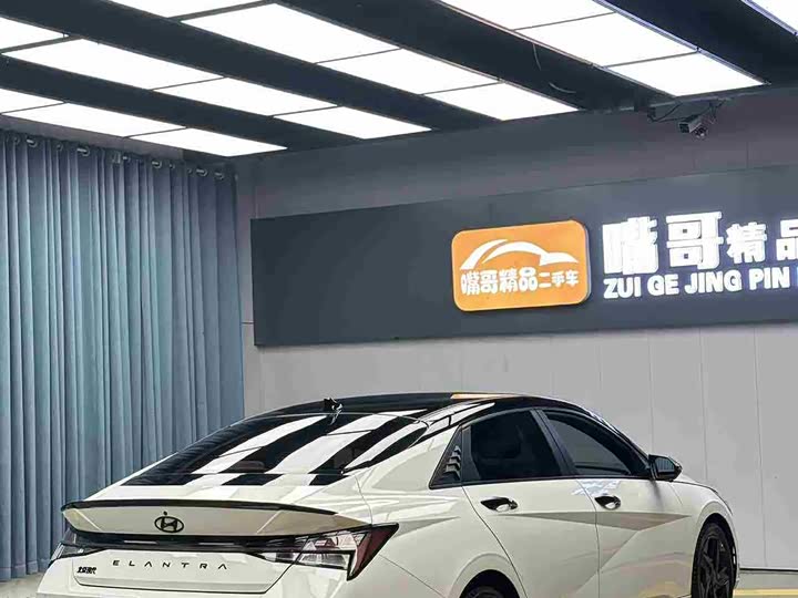 Фото 5 - Hyundai Elantra N line