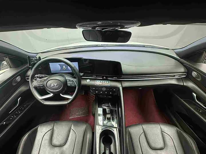 Фото 8 - Hyundai Elantra N line