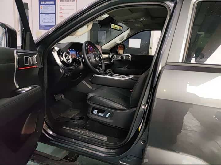 Фото 7 - Tank 400 Hybrid