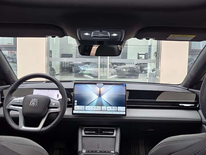 Фото 8 - BYD Qin L