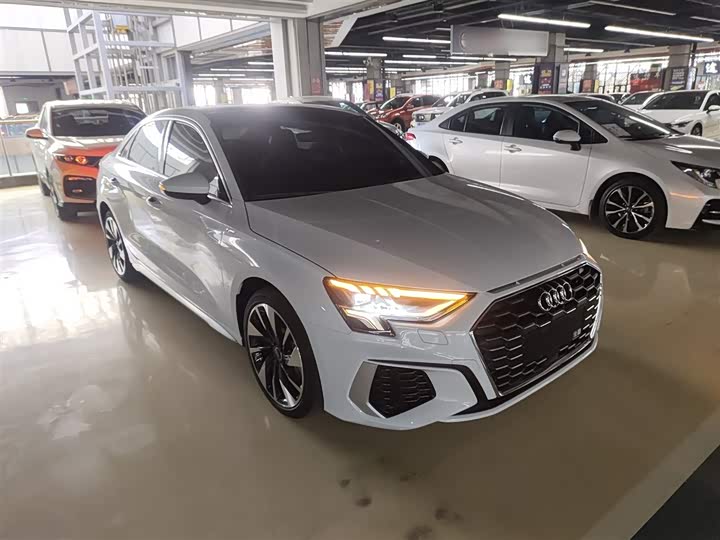 Фото 4 - Audi A3