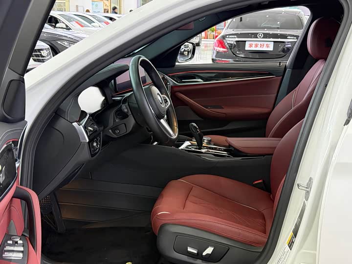 Фото 4 - BMW 5 Series Hybrid