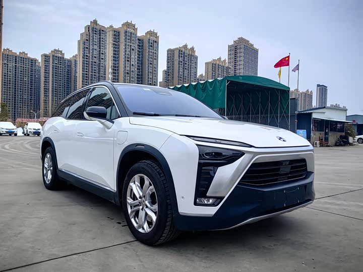 Фото 3 - Nio ES8