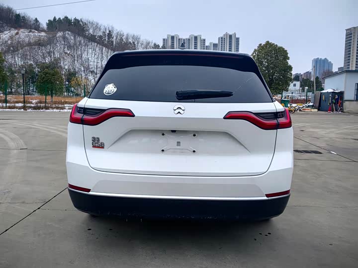 Фото 5 - Nio ES8