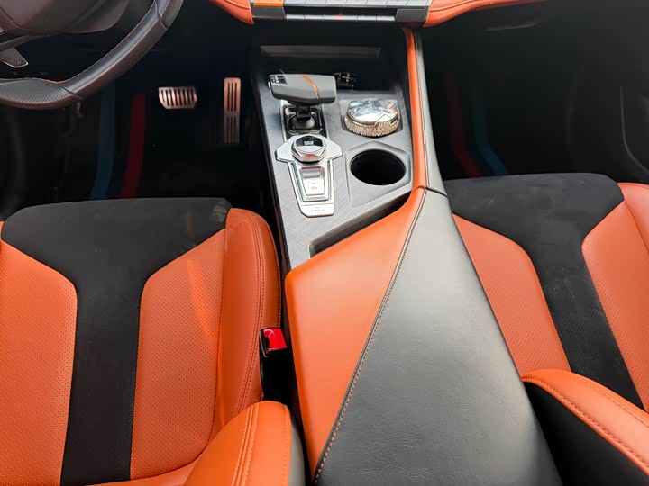 Фото 7 - Changan UNI-V