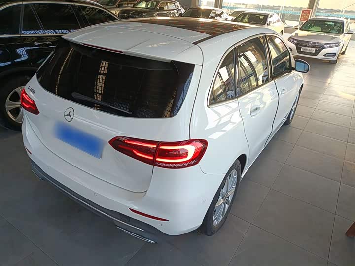 Фото 7 - Mercedes-Benz B-Class