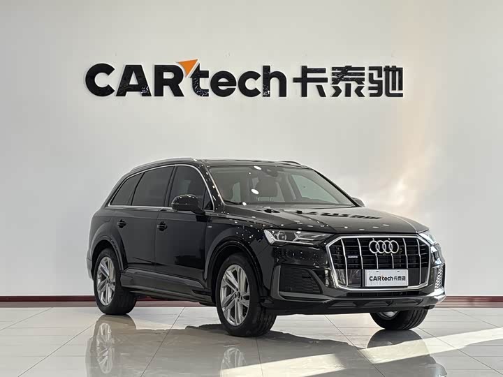 Фото 3 - Audi Q7