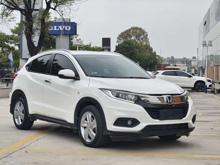 Фото 3 - Honda Vezel