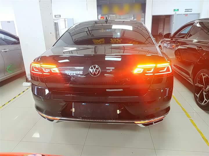 Фото 6 - Volkswagen Magotan