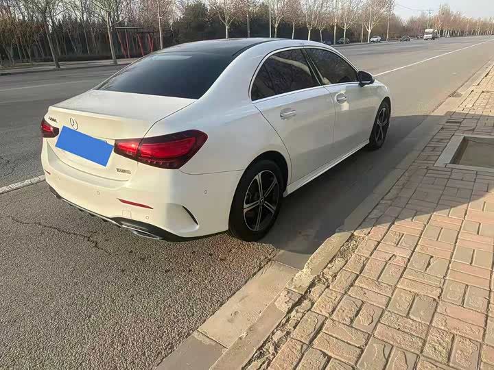 Фото 3 - Mercedes-Benz A-Class