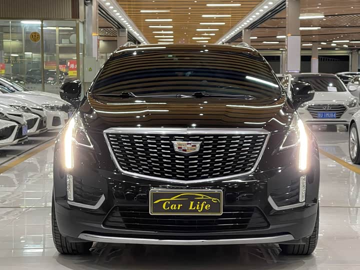 Фото 3 - Cadillac XT5