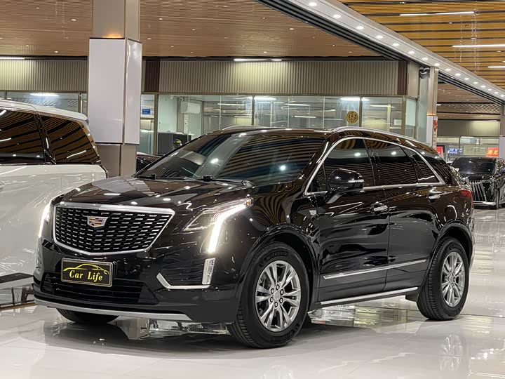 Фото 4 - Cadillac XT5