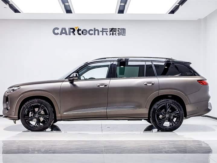 Фото 3 - Audi Q6