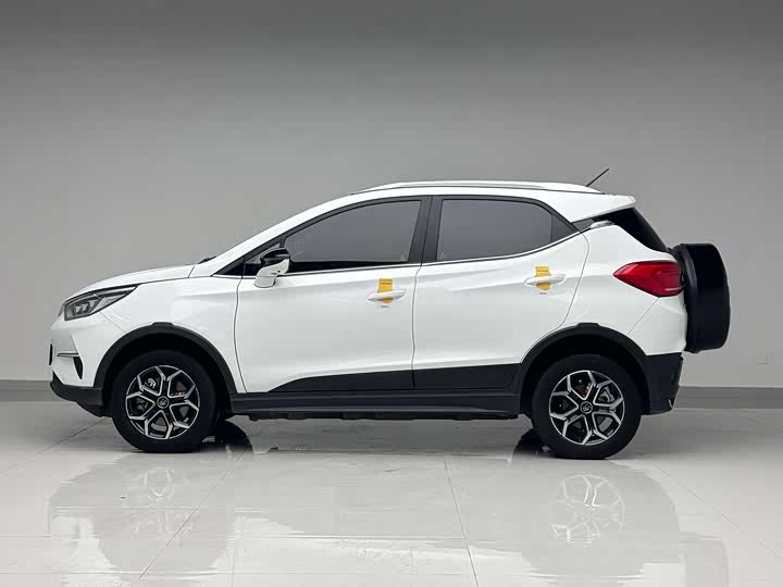 Фото 8 - BYD Yuan Pro