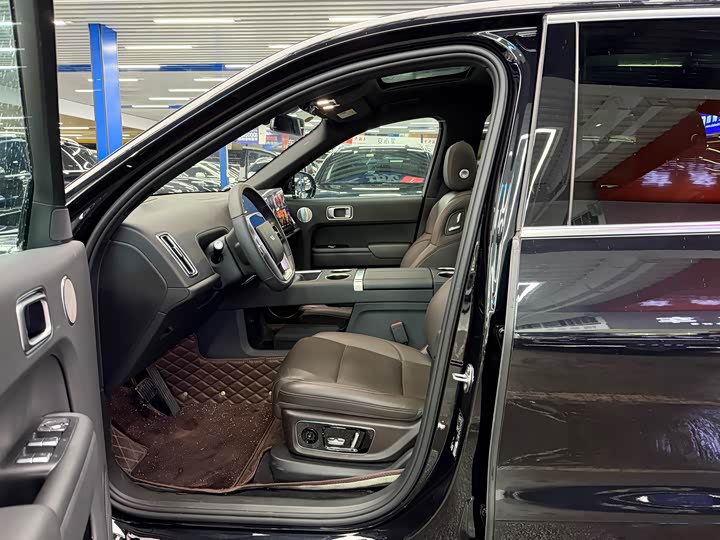 Фото 5 - LiXiang L8