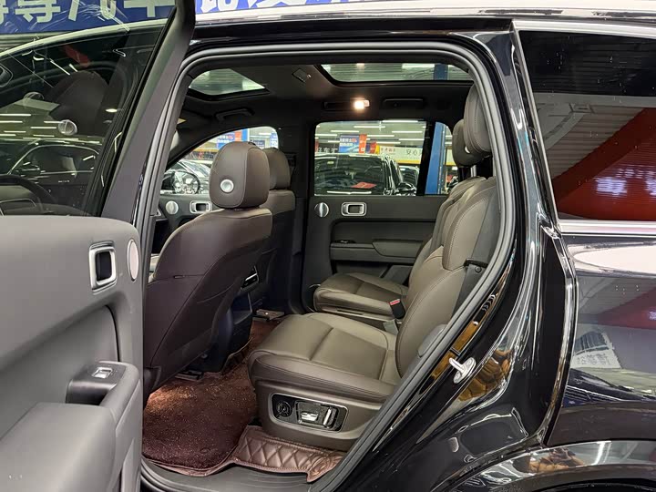 Фото 7 - LiXiang L8