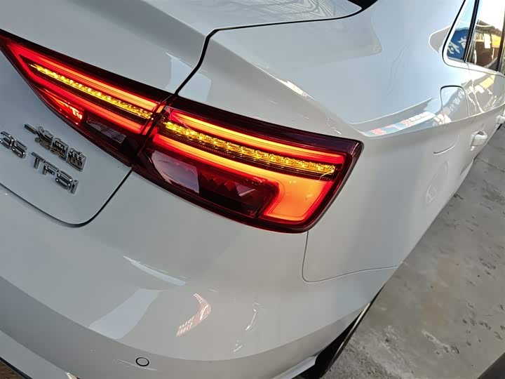 Фото 8 - Audi A3