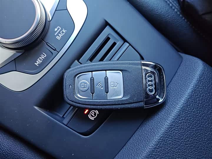 Фото 9 - Audi A3