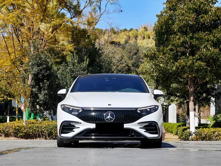 Фото 2 - Mercedes-Benz EQS