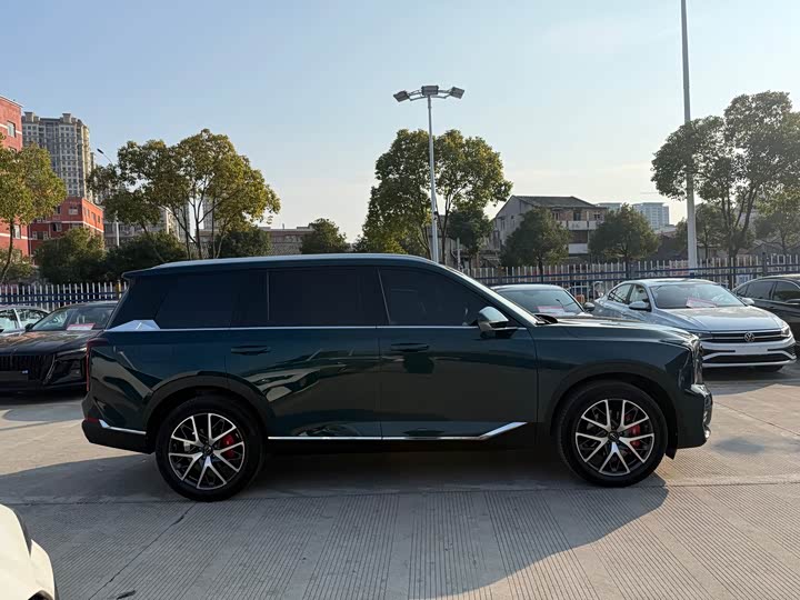 Фото 7 - GAC Trumpchi GS8