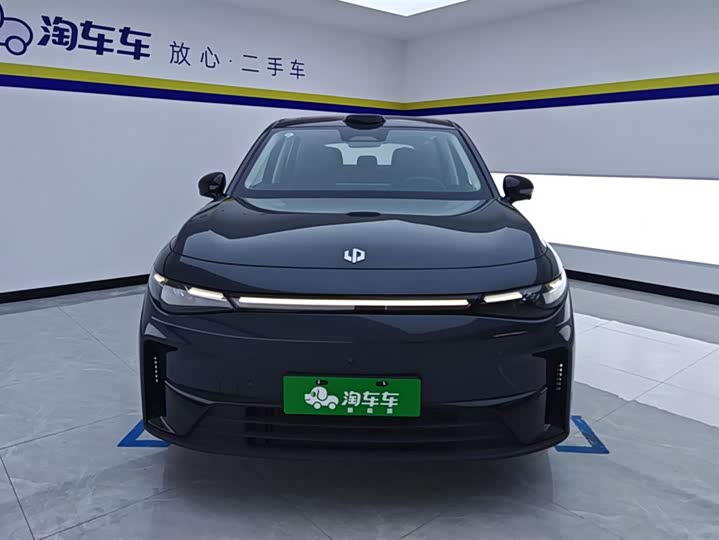 Фото 2 - Leapmotor C10